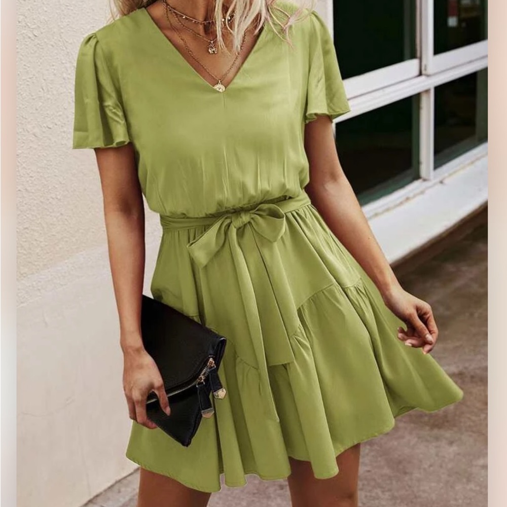Butterfly Sleeve Ruffle Hem Belted Dress L NWOT